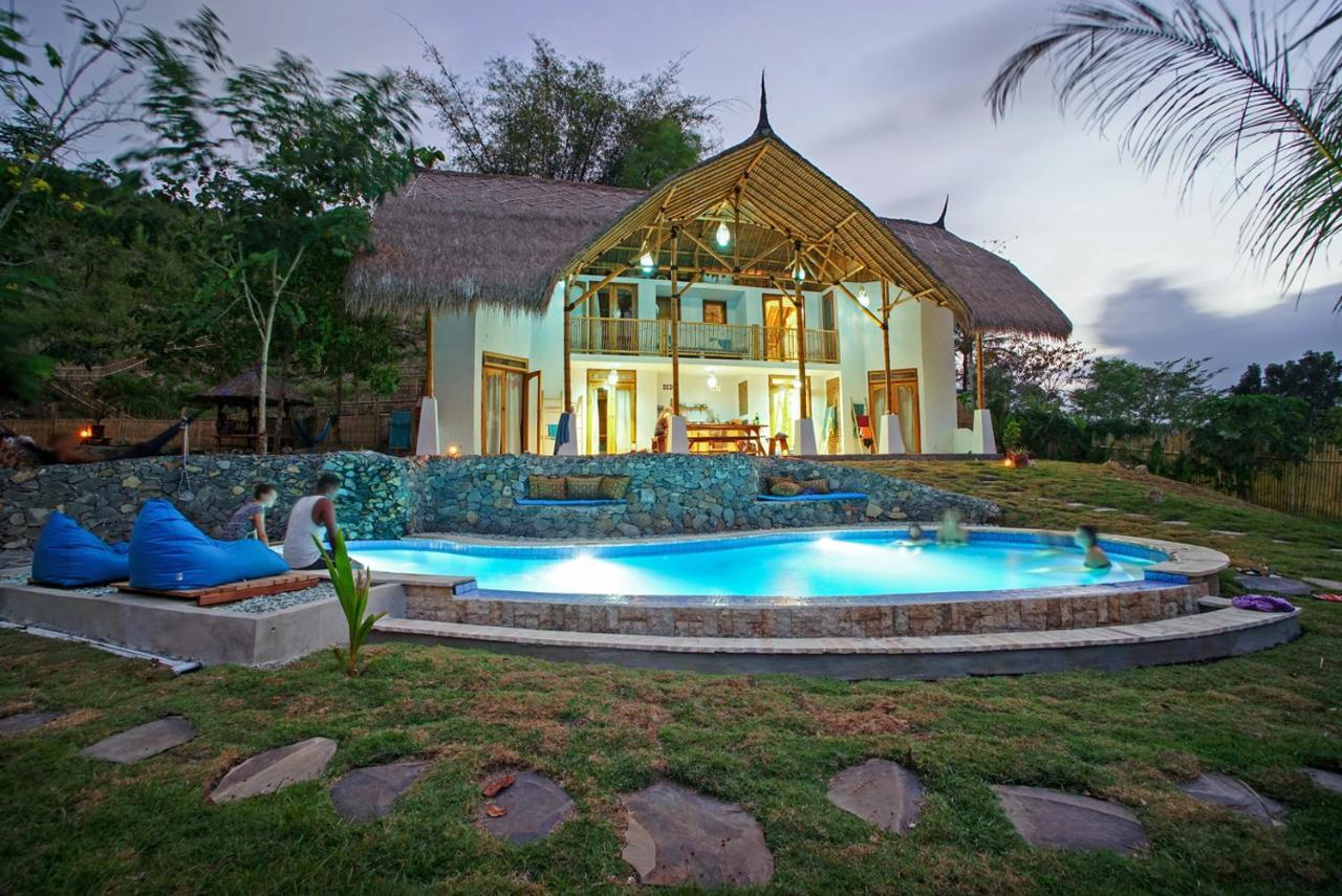 Batu Bambu Hotel Kuta  Eksteriør billede